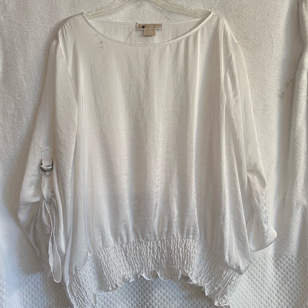 Brand new without tag Michael Kors 3X